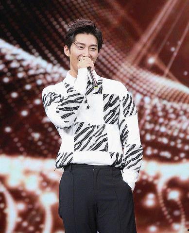 窦骁何超莲最新爆料,揭秘恋爱日常细节  第2张